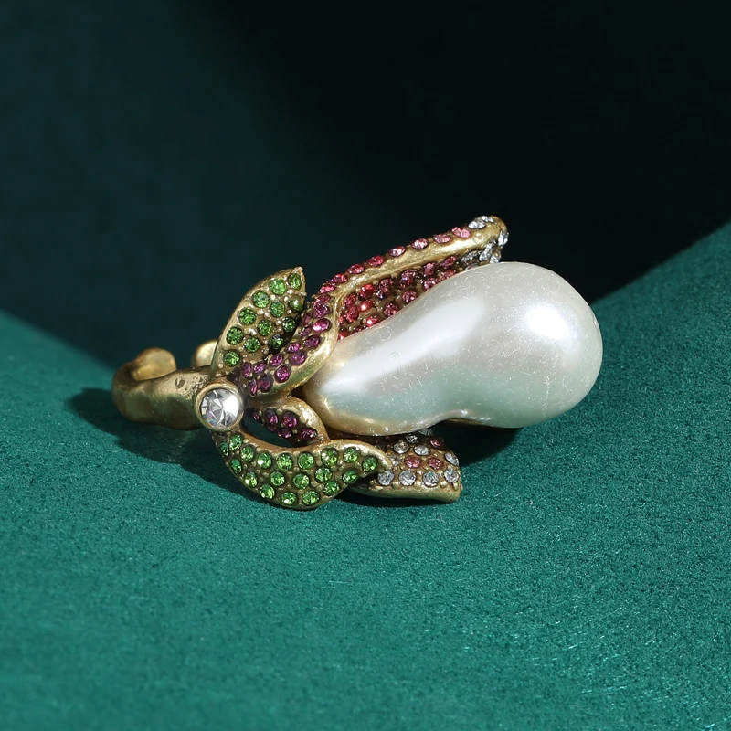 

Vintage Flower Pearl Elegant Rings For Women Rhinestone Gold Color Quality Luxury Jewelry Dubai Designer Gifts Thanksgiving 2025