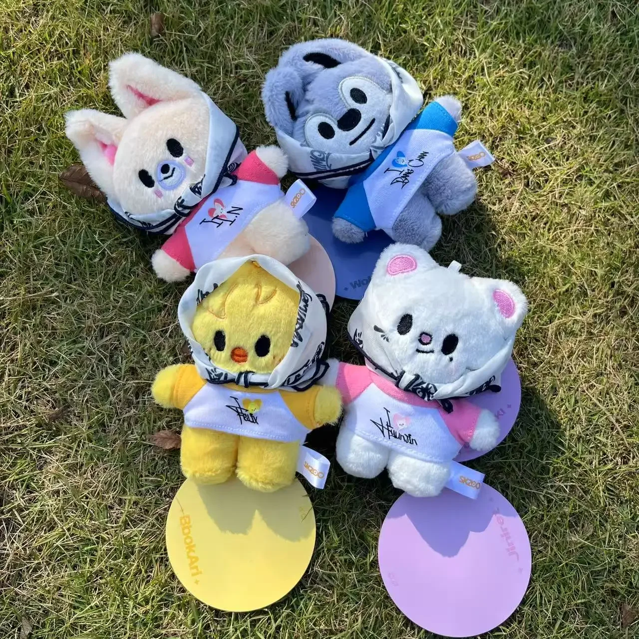 

Stray Kids Plush Toy SKZOO Li Longfu Same Style Standing Cartoon Children's Birthday Toy with Magnetic Attraction