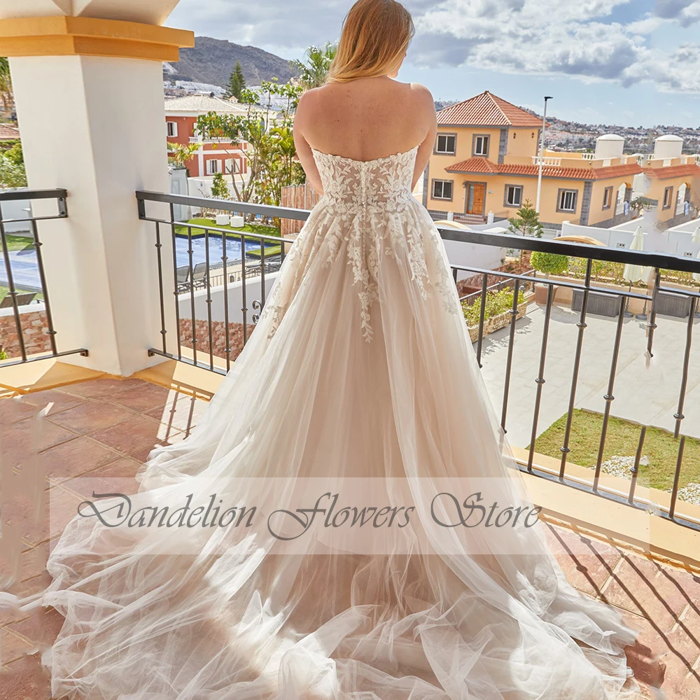 Elegant Wedding Dresses Plus Size Sweetheart Neck Sleeveless Appliques Bride Gowns Tulle Sweep Train A-Line Vestido De Noiva