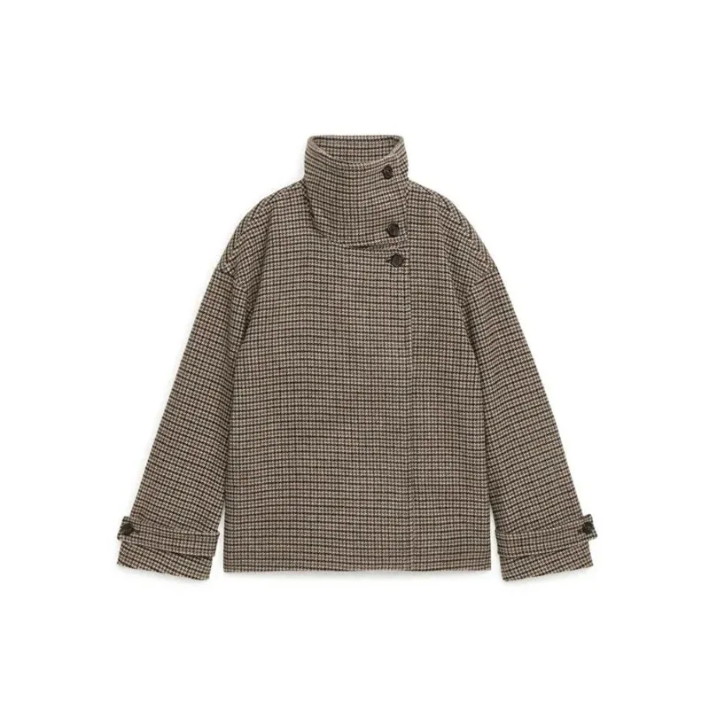 

Женская коричневая куртка в клетку с воротником-стойкой, асимметричной застежкой на пуговицы спереди, длинными рукавами, повседневная верхняя одежда, осеннее женское пальто