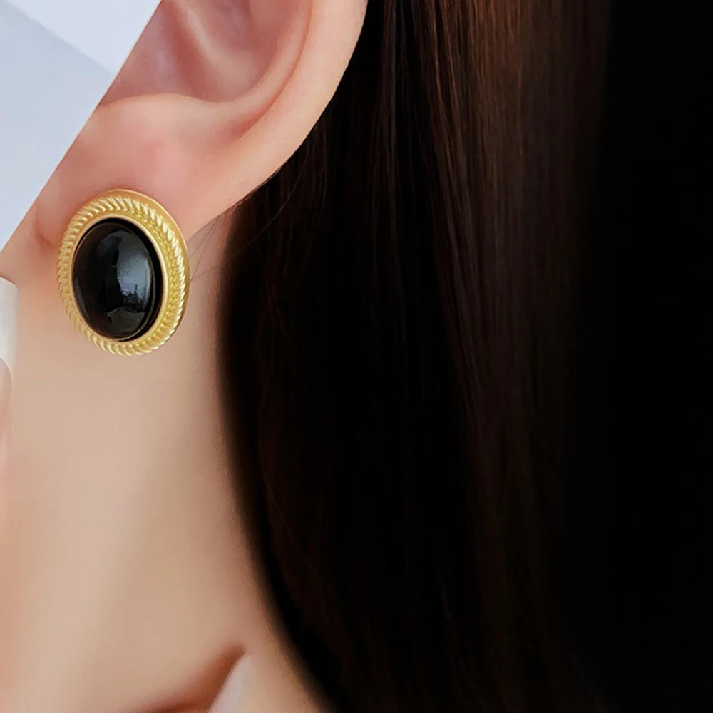New Black Earrings Irregularity Metal Earring for Women Vintage Jewelry New Design Fashion Aesthetic Earrings Accessories