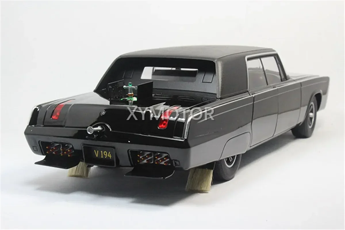 AUTOart 1/18 For BLACK BEAUTY /GREEN HORNET Diecast Car Model Kids Boy Gifts For Collection Display Black Metal,Plastic,Rubber