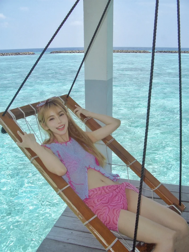 Costume da bagno bikini sexy da donna, set separato modellante con arricciatura per seno piccolo, ideale per spa termali e nuoto