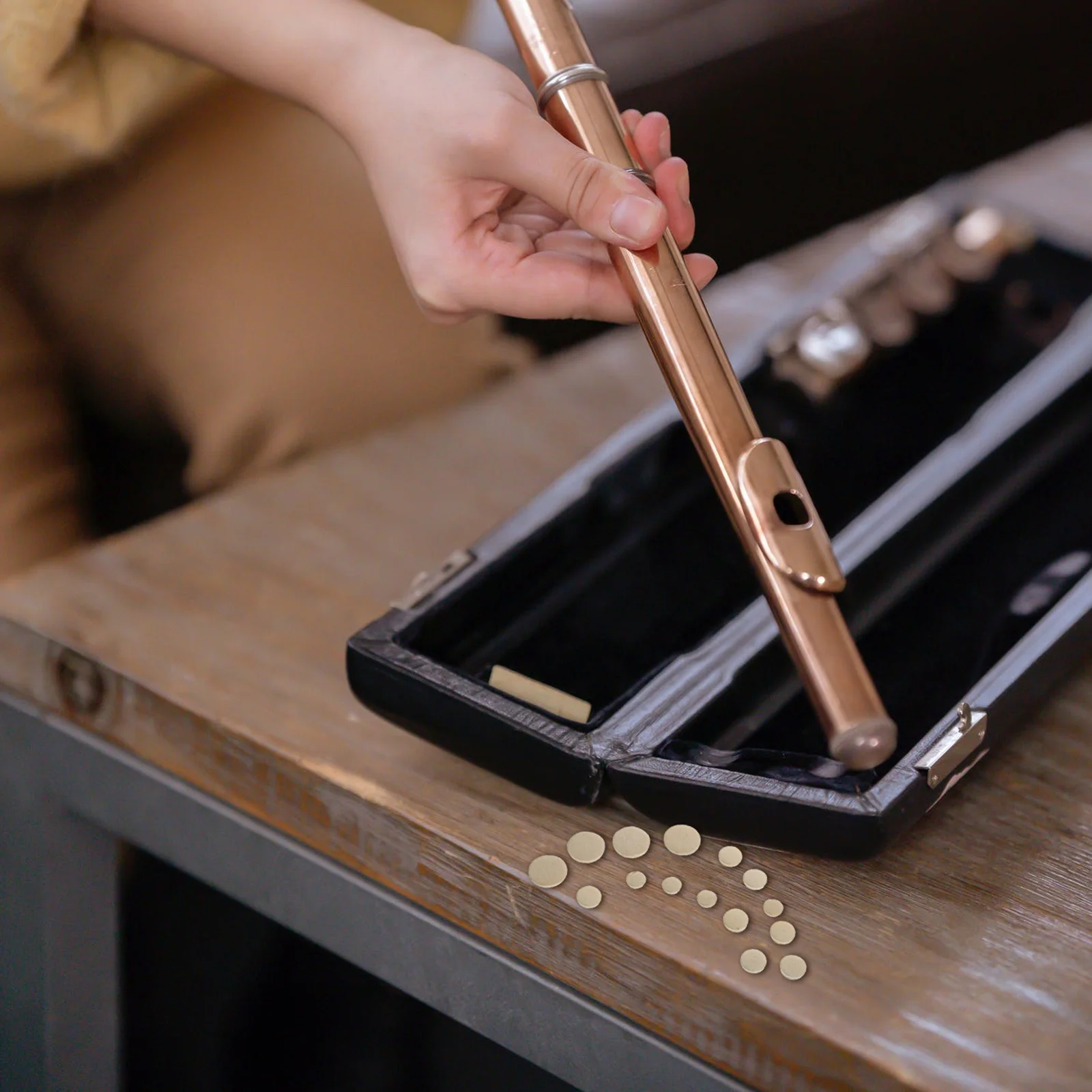 

17Pcs Clarinet Sound Hole Pads Durable Replacement Key Cushions Clarinet Accessories Repair Parts Professional Essential Tool