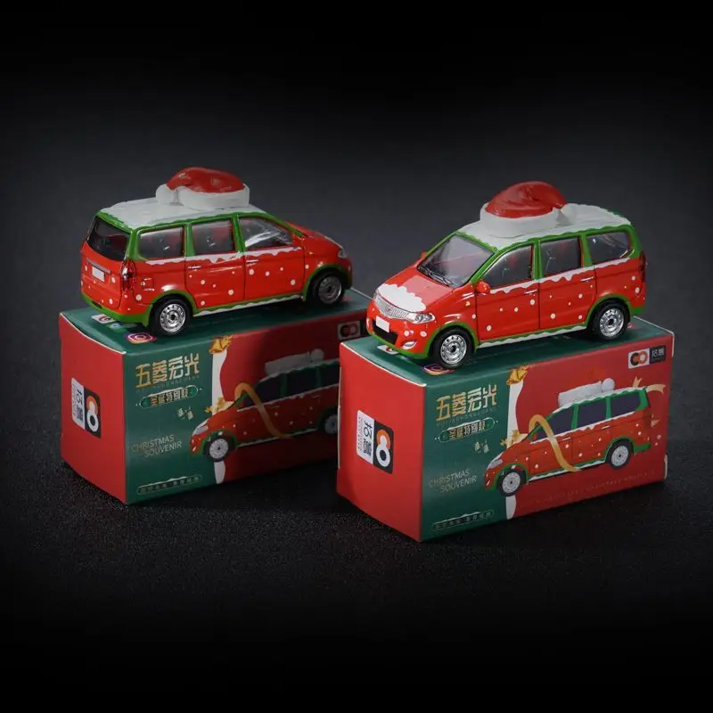 XCARTOYS 1/64 عيد الميلاد نمط سبيكة سيارة نموذج ثابت المركبات الصغيرة نموذج جمع عشاق الأطفال هدية عيد ميلاد اللعب