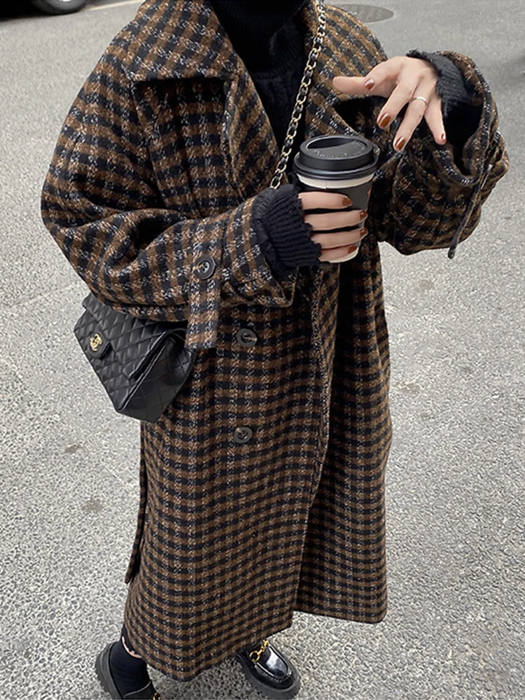 Lautaro Autumn Winter Long Loose Casual Soft Plaid Woolen Coat Women Double Breasted Stylish Chic Luxury Designer Clothes 2022