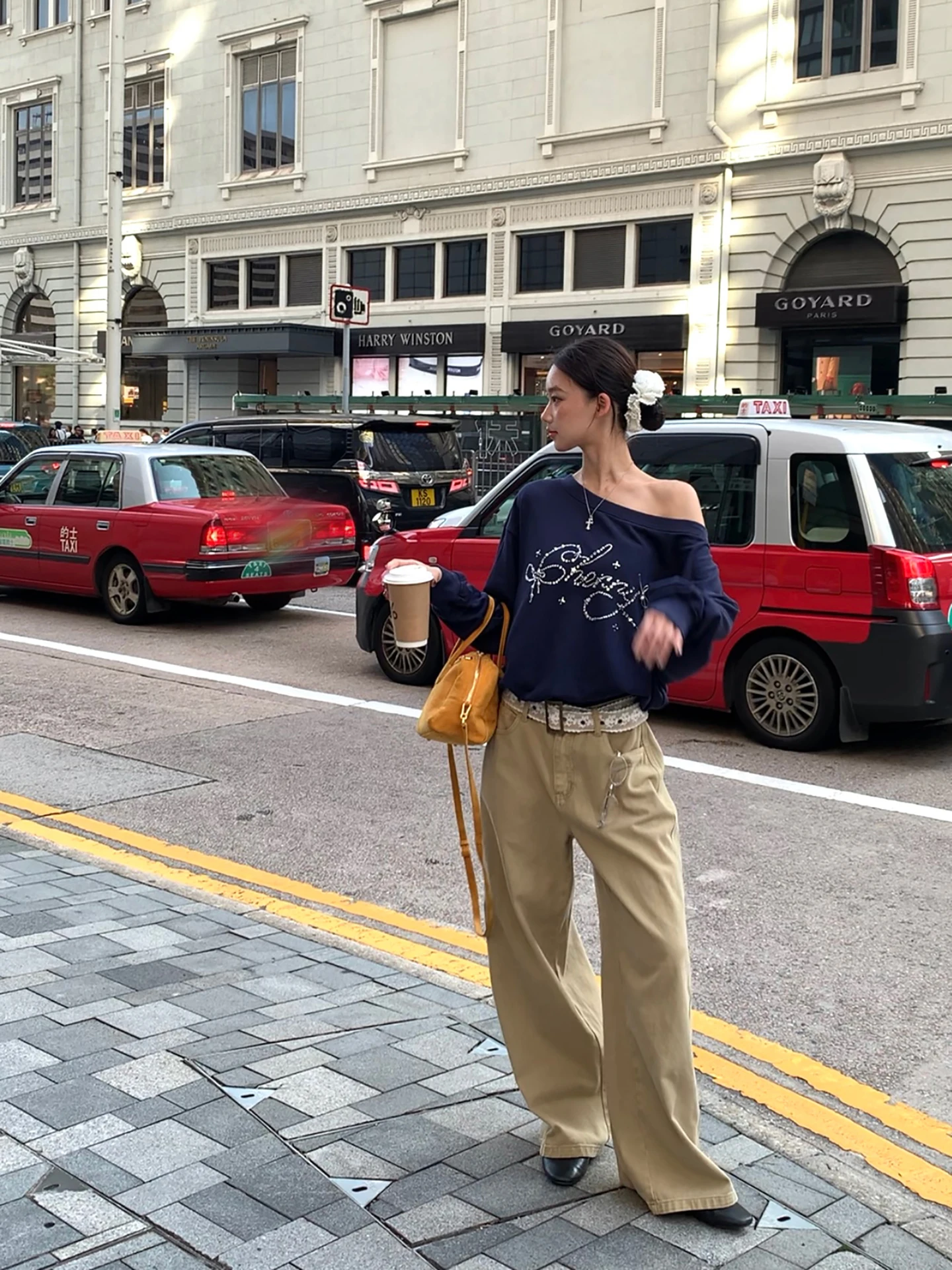 Czerwona bluza Celebri Jaet damska nowość 2025 oversize amerykański styl bez kaptura odkryte ramiona długi rękaw bawełna poliester