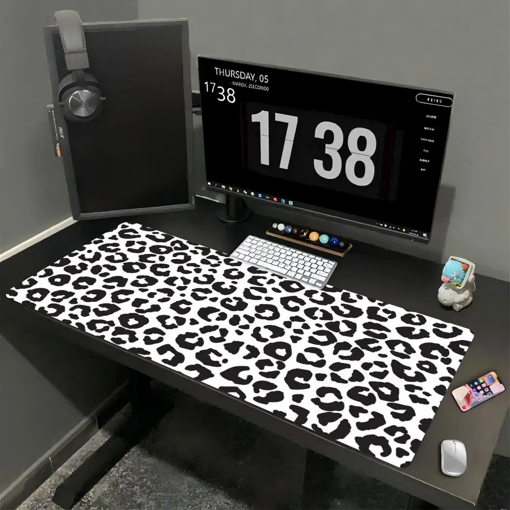Leopard Print Large Gaming Mouse Pad XXL Animal Texture Deskmat Non-Slip Rubber Game Mouse Mat Computer Keyboard Mats Gamer