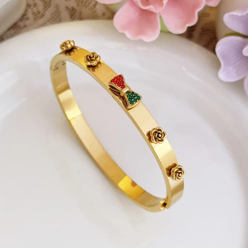 Exaggerated Gold Color Stainless Steel Red Green Crystal Bowknot Roses Open Unadjustable Bangles for Women Flower Jewelry Gifts