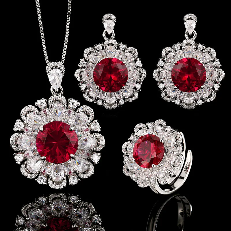 

Jewelry set with gold-plated red corundum flowers, main stone 12-10mm