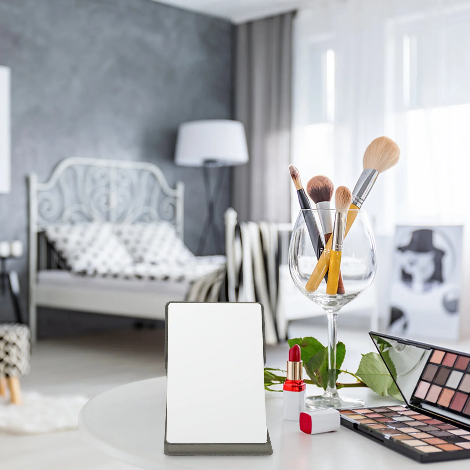 

1Set Stainless Steel Folding Pocket Mirror PU Cover Lightweight Portable Compact Makeup Mirror