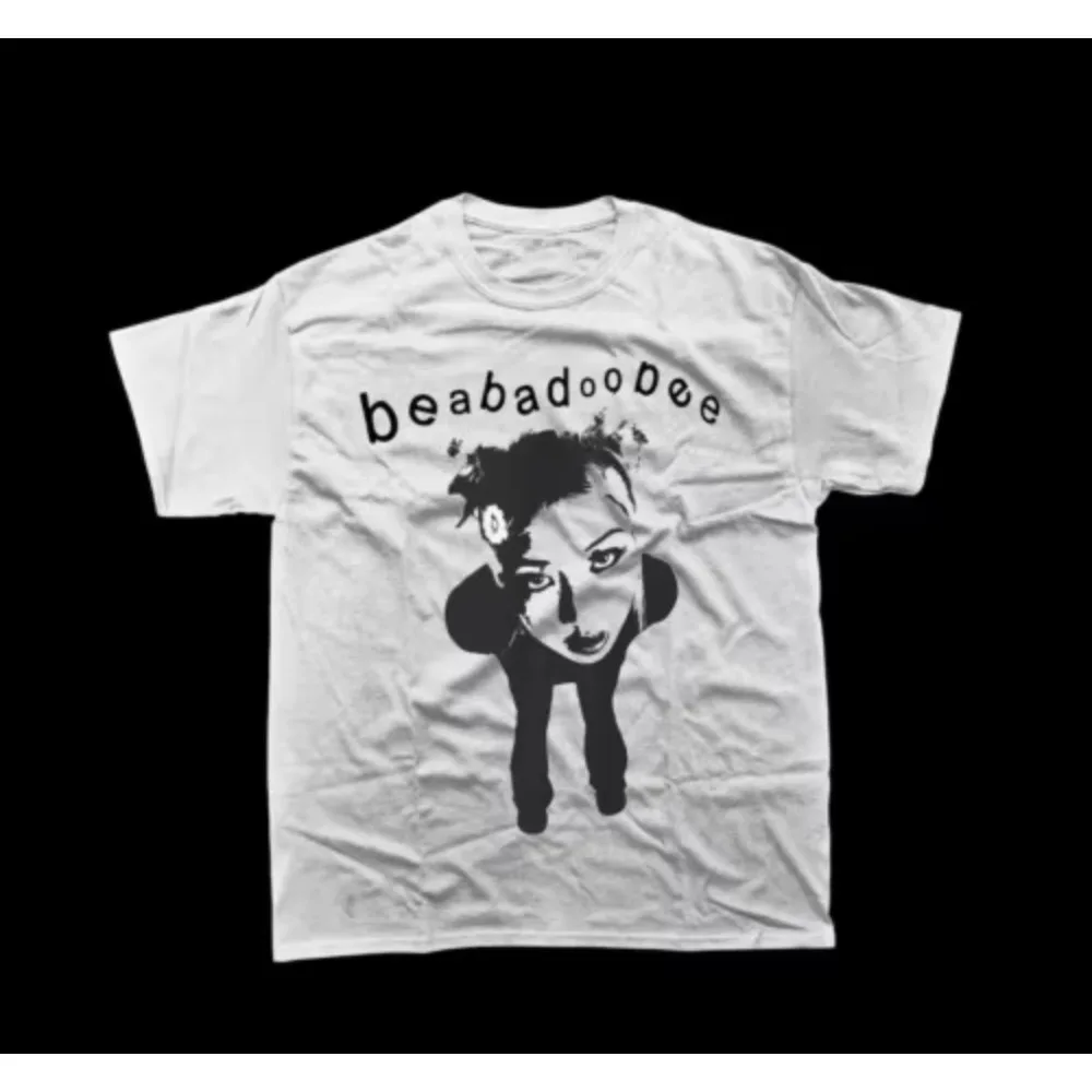 Singer Beabadoobee North American Headline T-shirt Concert Casual and Comfortable Fans' First Choice T-shirt for Men and Women