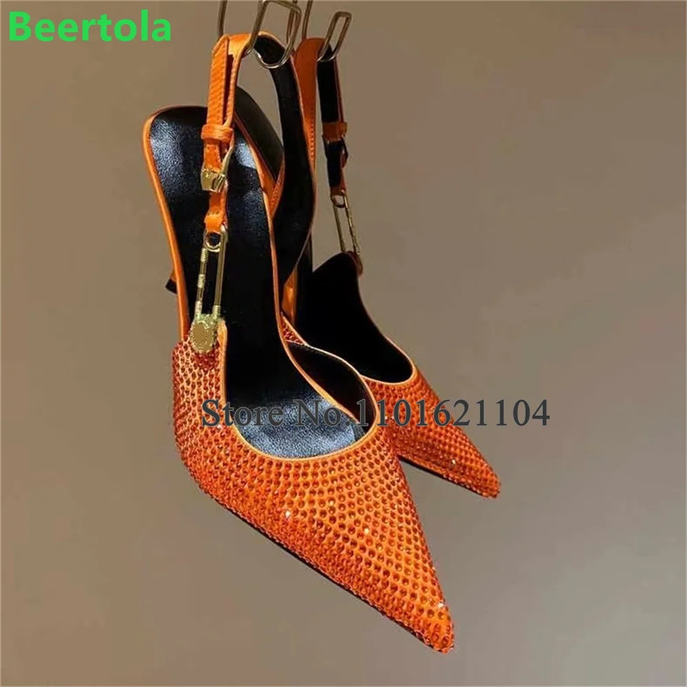 Szpiczaste Toe Crystal Luxury Design Pumps Dla Kobiet 2024 Nowy Cienki Wysoki Obcas Slingback Pasek Klamra Moda Eleganckie Buty