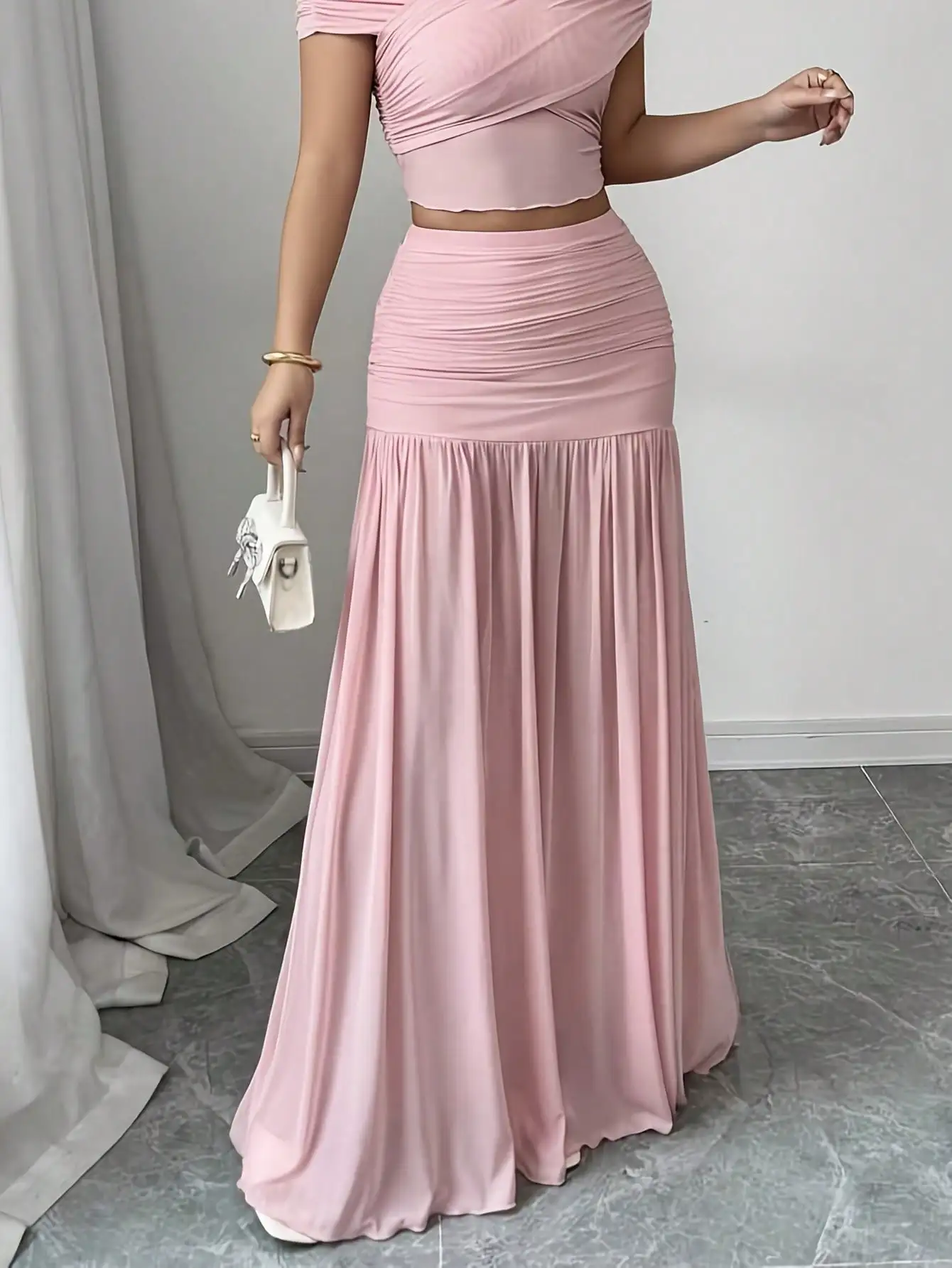 2026 Summer Women's New European and American Pure Desire Style Pleated Midi Skirt Slimming Hip-Covering Versatile Long Skirt
