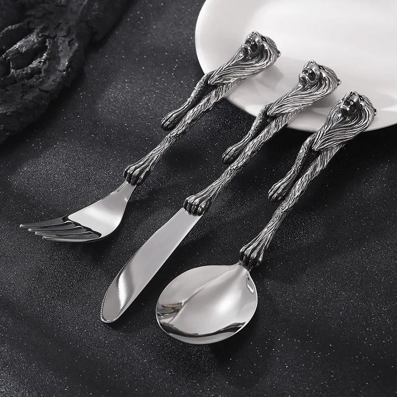 Punk Personality lion head Cutlery Stainless Steel 316L Cutlery Role-playing Cutlery Never Fade Colors Motorcycle Ornamental