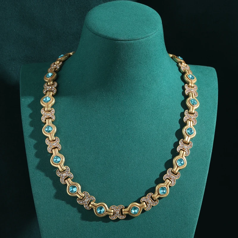 

Vintage Jewelry Cross Choker Crystal Necklace Rhinestones Retro Natural Stone Blue Oval Collar Medieval Style Retro Outfits