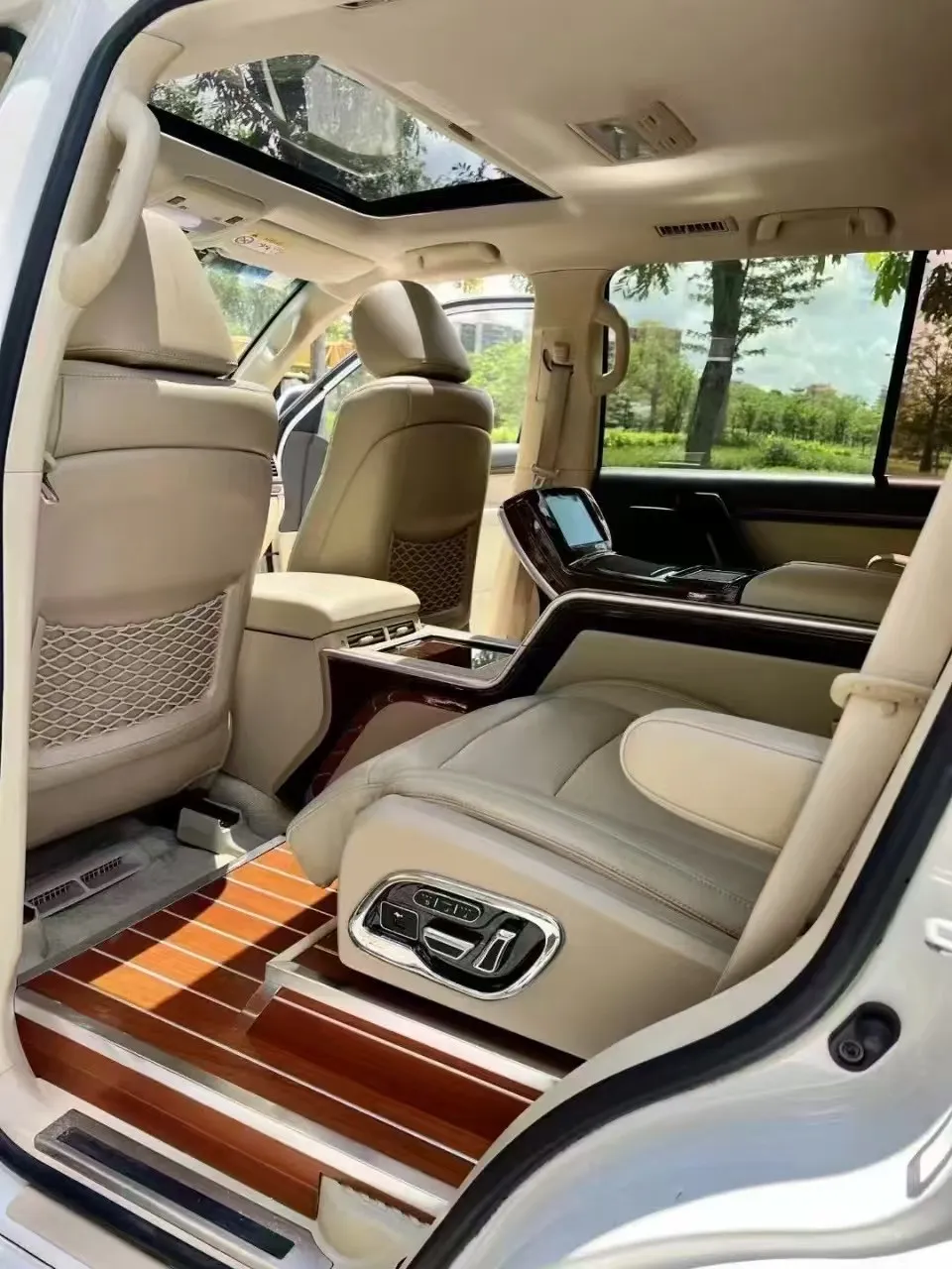 Premium Quality Customizable Aluminum Alloy Waterproof Sports Car Racing Seat Covers for Toyota Land Cruiser Seat Parts