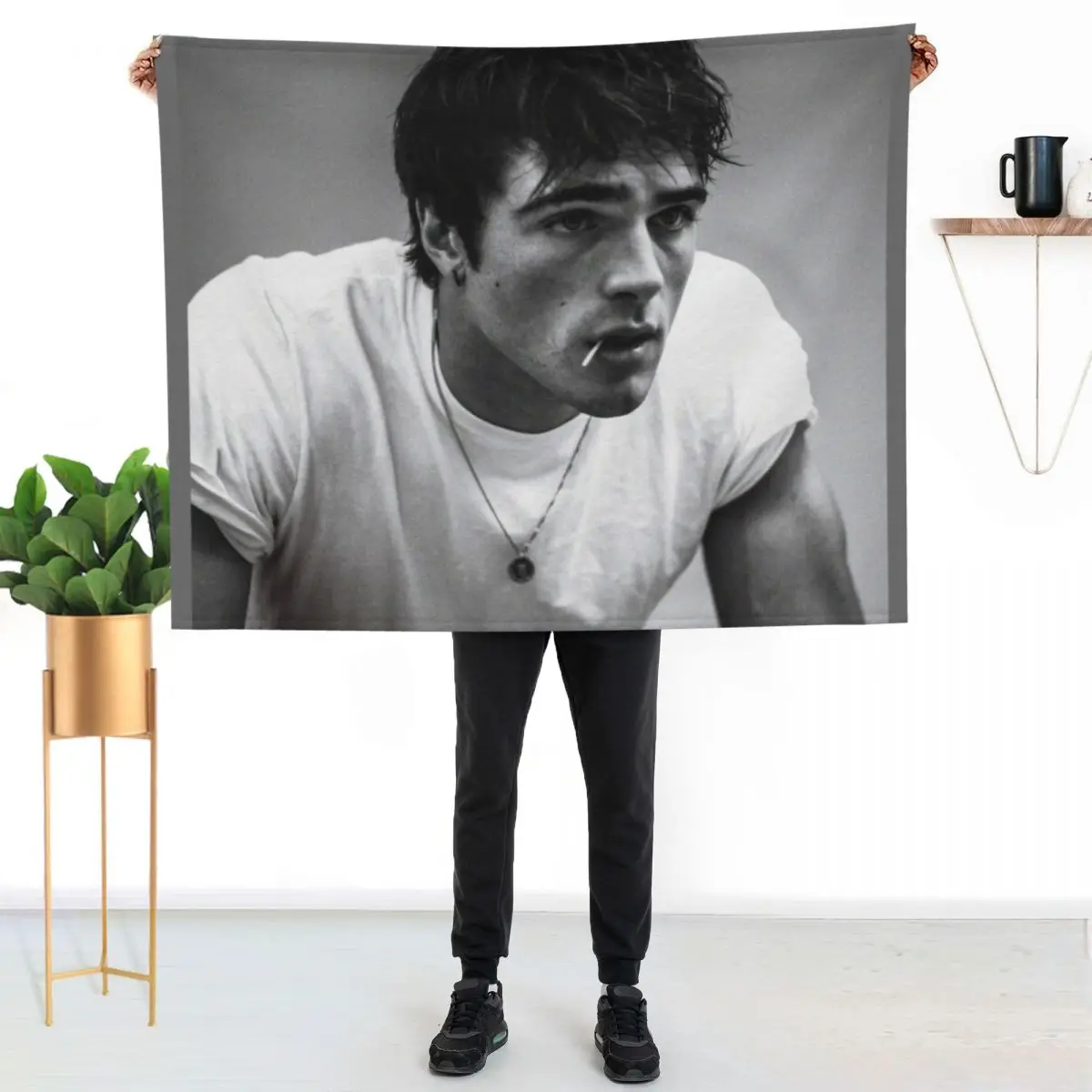 

Jacob Elordi Throw Blanket Cozy Throw Blanket for Bed Sofa Chair