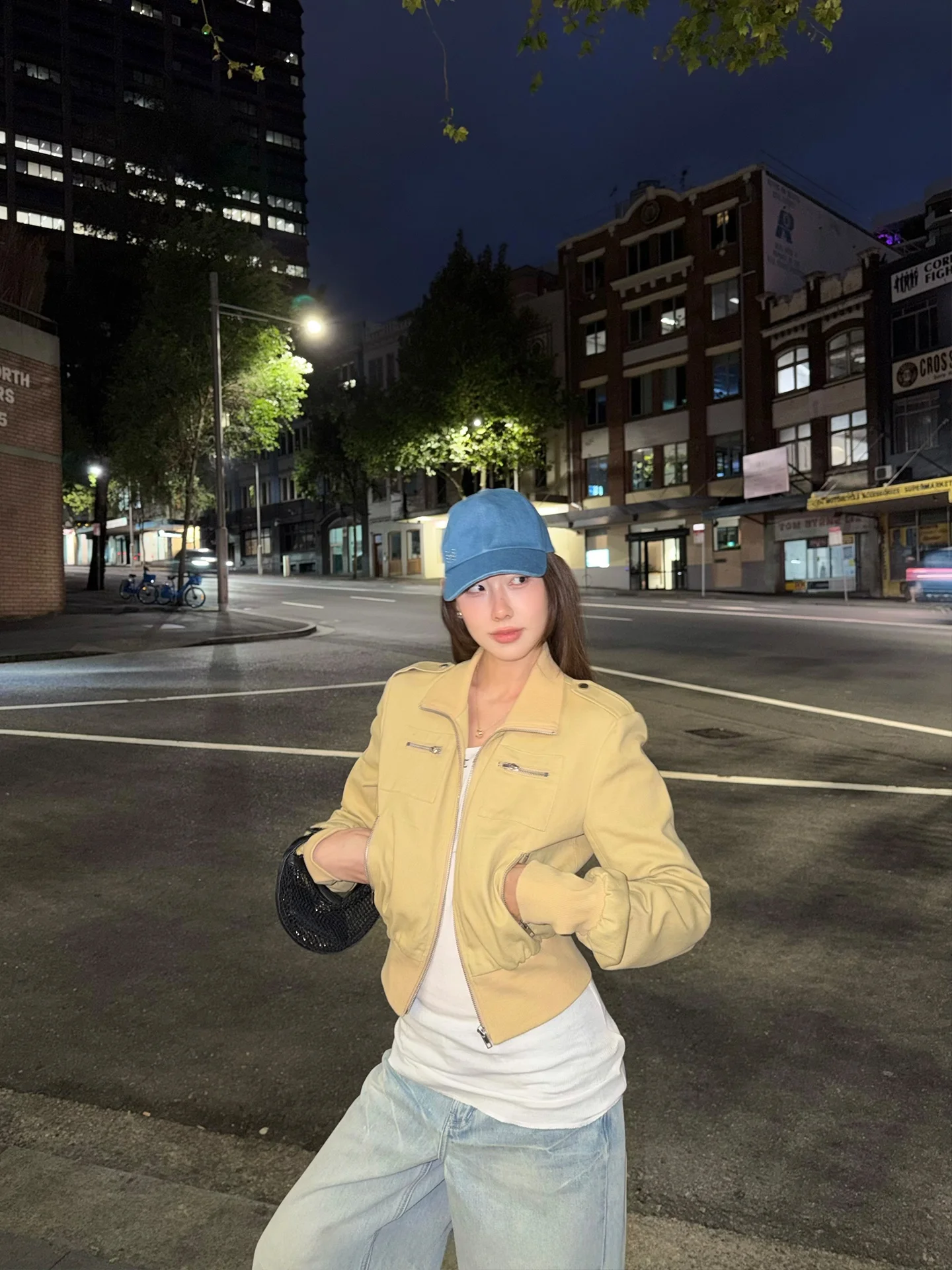 

Куртка Ranwearvtg Club в стиле ретро с воротником на молнии, с множеством карманов, на плечевых ремнях, приталенная, повседневная, из хлопка, для города