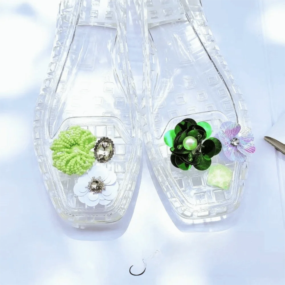 PVC Material Shoe Charms Seaweed Bead Transparent String Bead Chain Hole Design Detachable Shoe Buckle Fashion Accessories