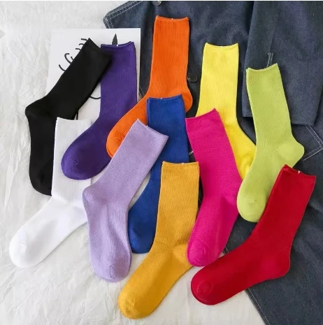 

New Harajuku Retro Socks Fashionable Round Neck Breathable Neon Color Casual Socks Wholesale