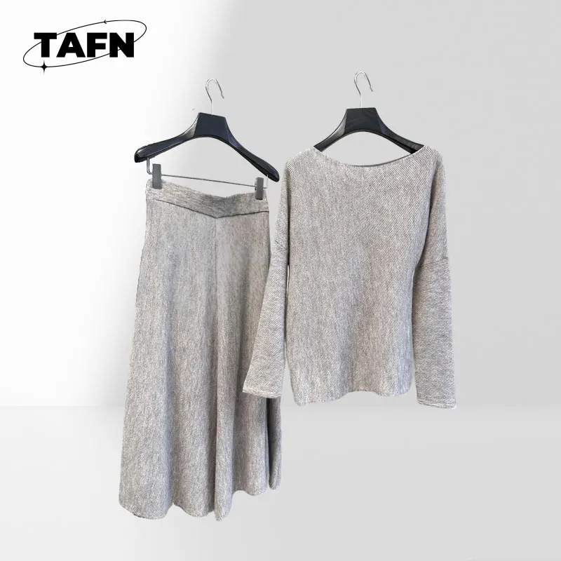 

Chic Women's Skirt Set Wear, Soft and Breathable Fabric Easy to Wear and Stylish Easy to Style for Any Event AI15459