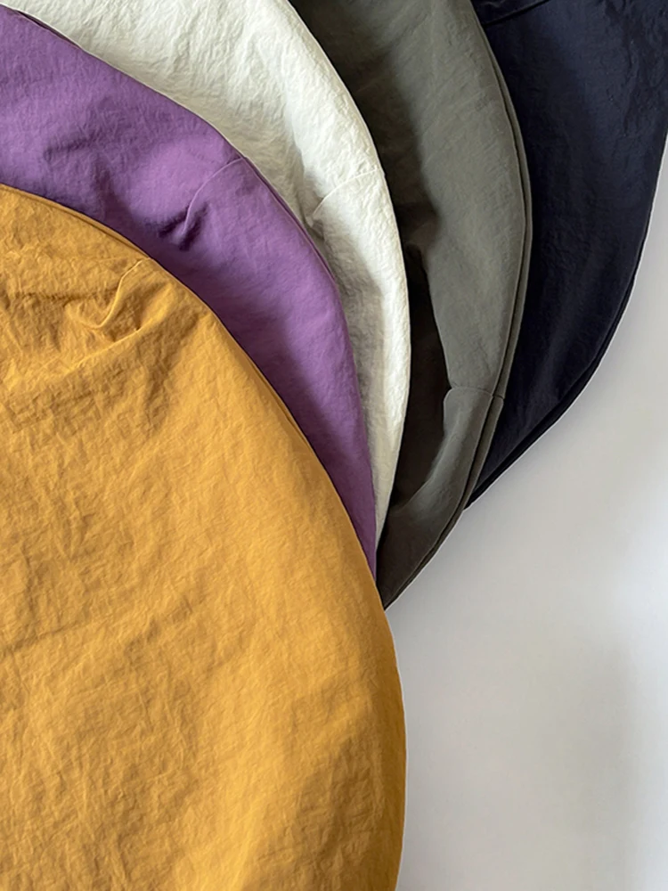 

Повседневная легкая сумка через плечо большой емкости для мужчин и женщин с боковой кеткой, весенний новый нейлоновый коврик Sle...