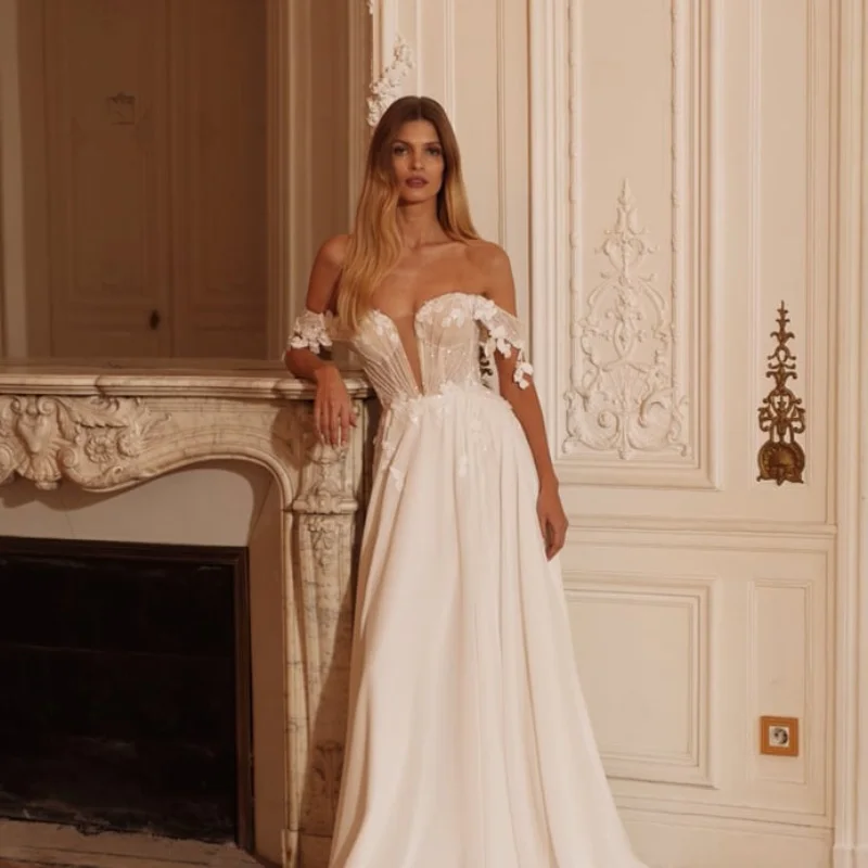 ZIBUYU Suknia Ślubna z Odkrytymi Ramionami, Dekoltem w Serek, Przezroczystym Koronkowym Gorsetem, Marszczeniami, Tiulową Linią A, Długości do Podłogi, Szyta na Miarę