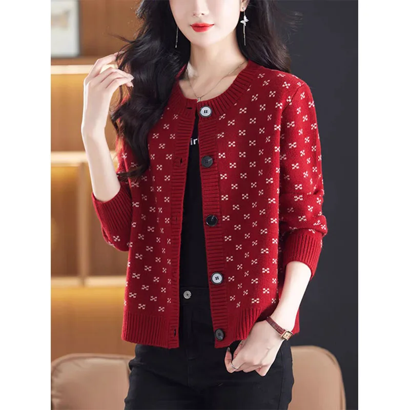 Cardigan lavorato a maglia jacquard moda autunno inverno Office Lady Vintage Chic Top Abbigliamento donna Temperamento Maglioni caldi larghi