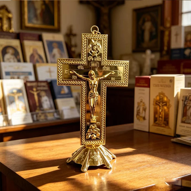 Neues 2026er Verziertes Goldfarbenes Tischkreuz mit Jesus-Statue und Sockel für den Altar im Haus Orthodoxer Christen zum Beten und Ausstellen – Detail 4