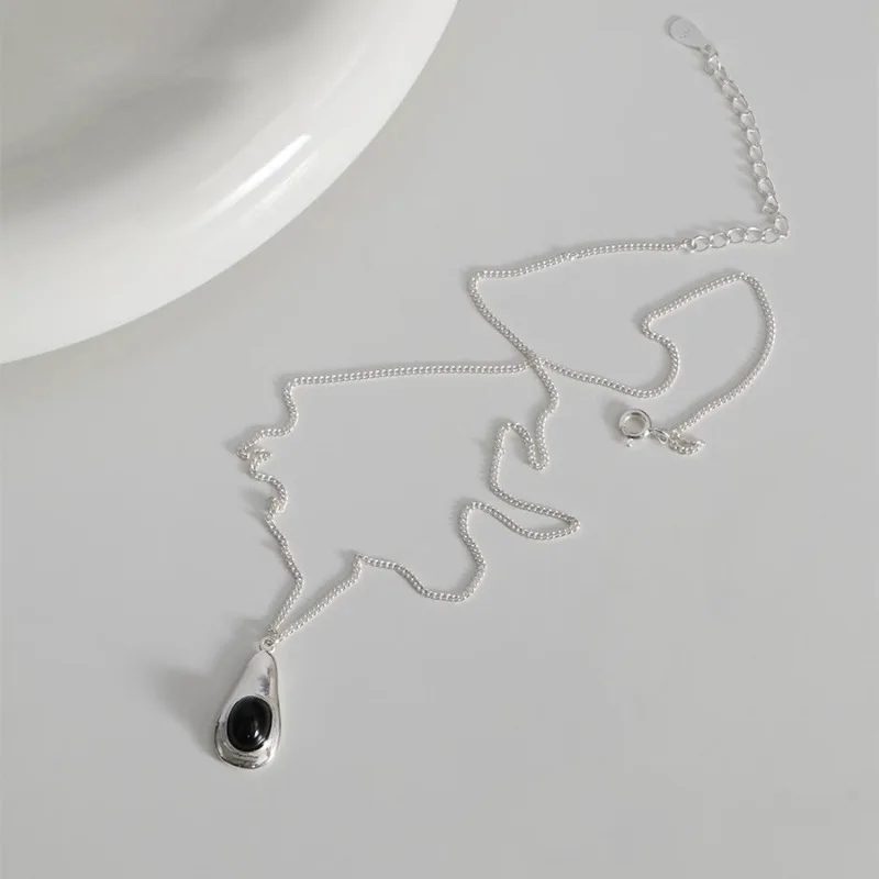 

Niche design black agate large water drop necklace Japanese minimalist style fashion light luxury collarbone chain