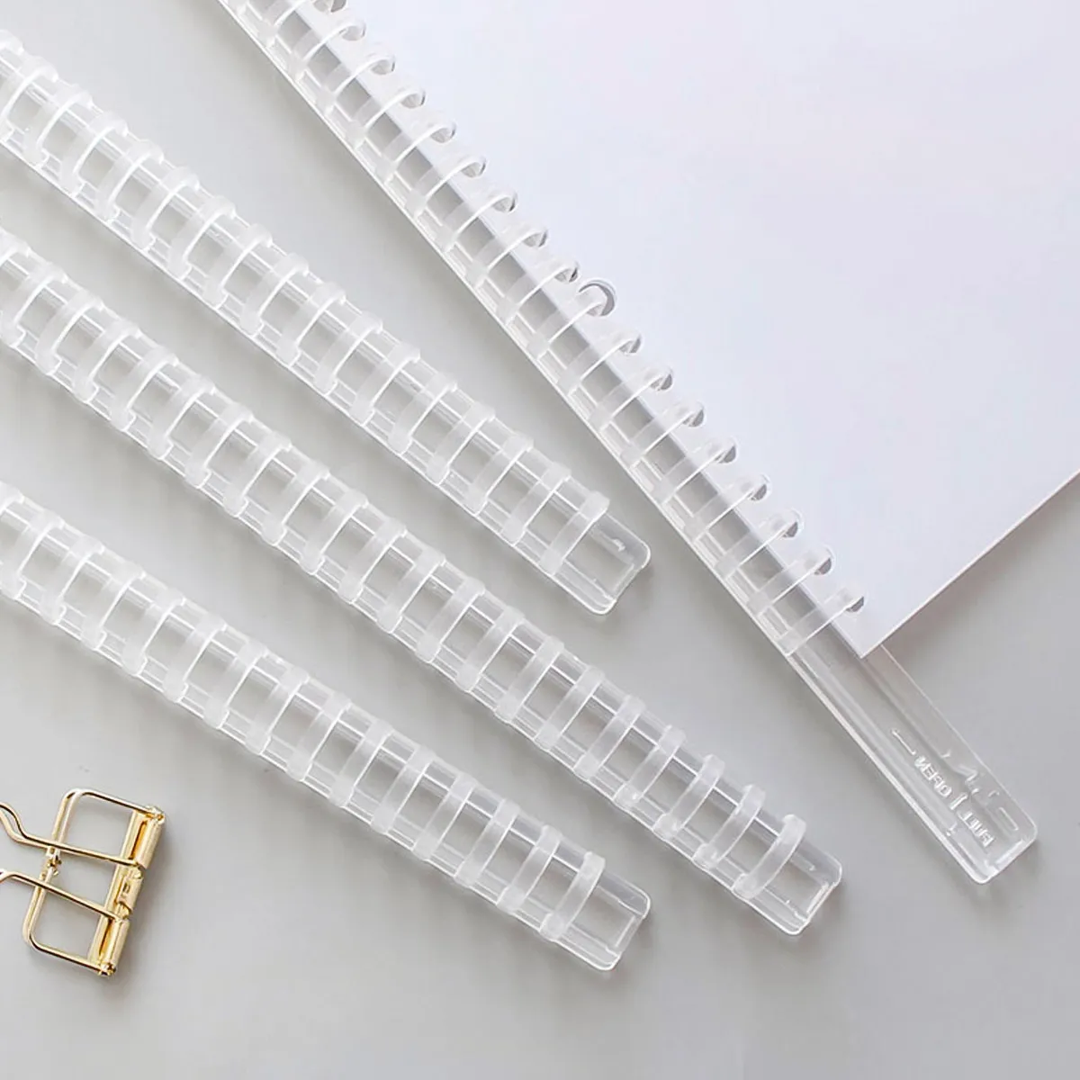 10個入り、プッシュプル式リングバインダー、プラスチック製ファイルバインダー、b5サイズ、26穴、持ち運び可能、オフィス、学校、ビジネスでのファイル整理に最適。