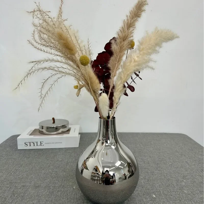 Modern Stainless Steel Vase for Dried Flowers Minimalist Metal Flower Holder Home Decor Ornament for Dining Table Living Room