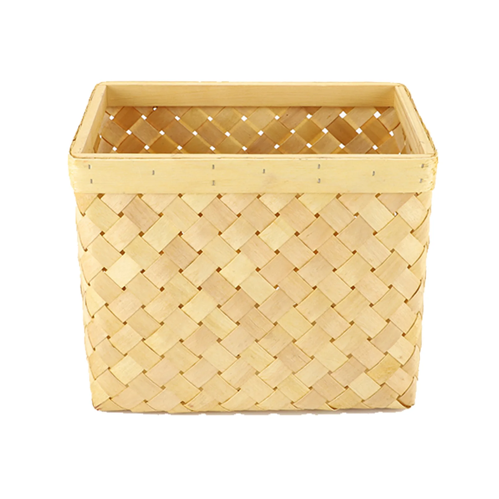 

Log, wood chips, portable basket