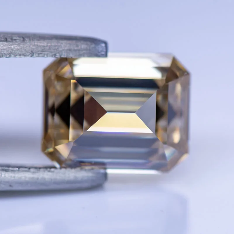 Moissanite Stone Emerald Cut Primary Color Tea Yellow Gemstone Lab Grown Diamond for Charms Jewelry Making with GRA Certificate