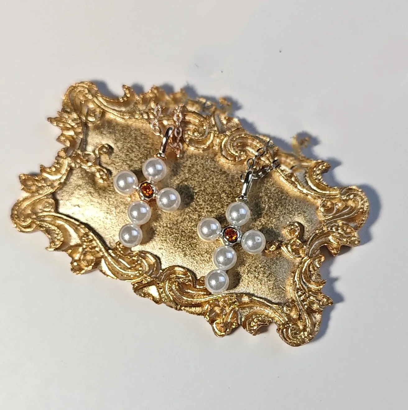 Жемчужное ожерелье с крестом и цирконием, женское легкое, роскошное, элегантное, нишевое, дизайнерское, модная универсальная цепочка на ключицу