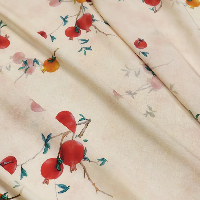High Quality Pomegranate Half Spit 23 Momme Silk Crepe De Chine Fabric Silkworm Silk Cheongsam Clothing Fabric