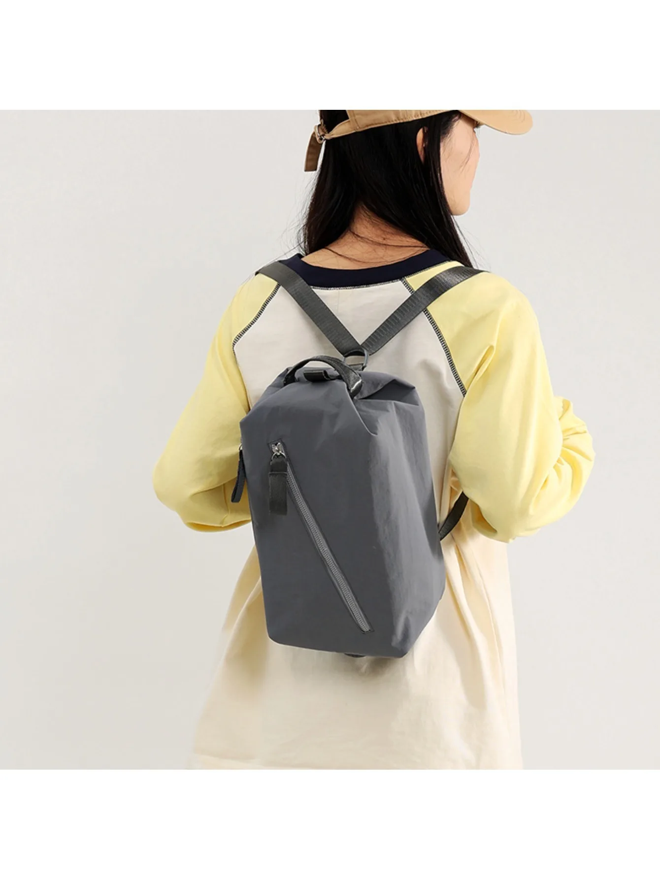 

Women Travel Backpack Bike Sling Bag Outdoor Rucksacks Chest Pack Lightweight Sport Gym Bags Resistant Messenger Bag