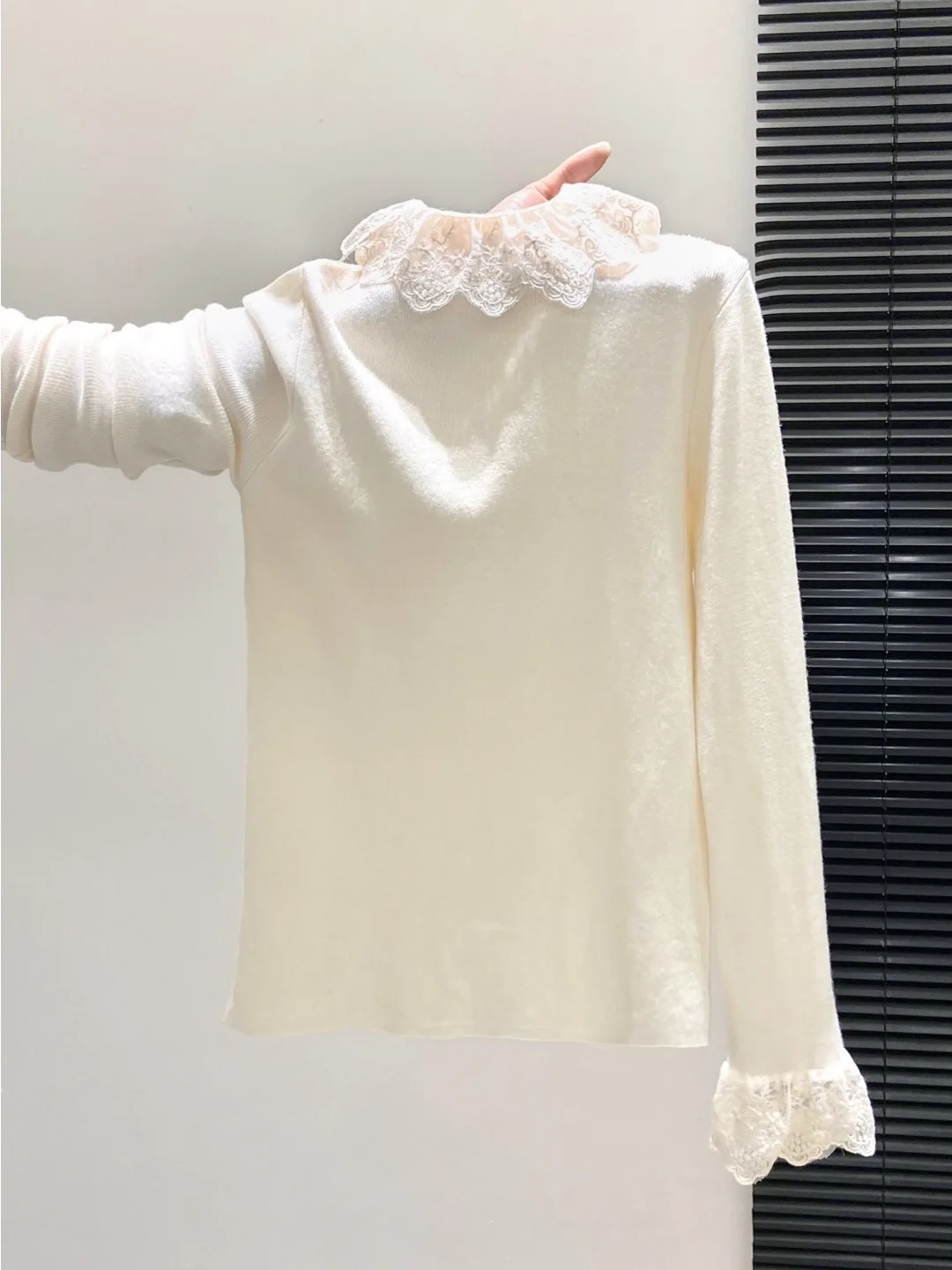 

Мягкая трикотажная кружевная отделка в стиле пэчворк, облегающая длинная основа све, женская зимняя новинка, модный утягивающий топ для похудения