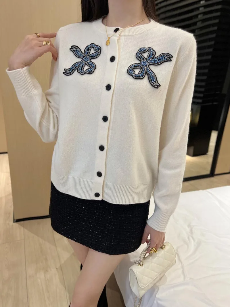 2025 Early Spring New Women's Sweater Fashionable, Exquisite and Comfortable Bow sequin Decorative Wool Knitted Cardigan Top