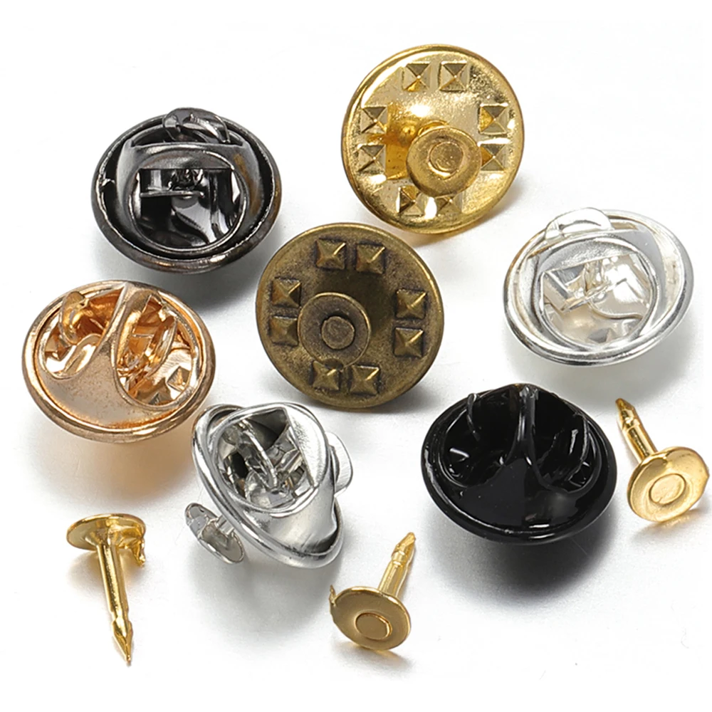 50 stücke Bunte Metall Brosche Pin Zurück Squeeze Abzeichen Halter Schmetterling Verschluss Kupplung Pflege Kappe Für DIY Schmuck Machen Handwerk