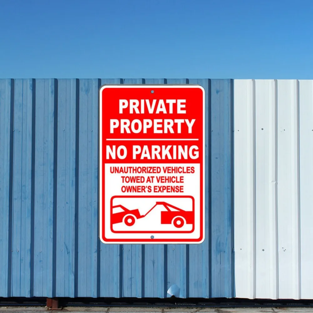 الممتلكات الخاصة بدون علامة ركن السيارة - سيتم سحب المركبات
