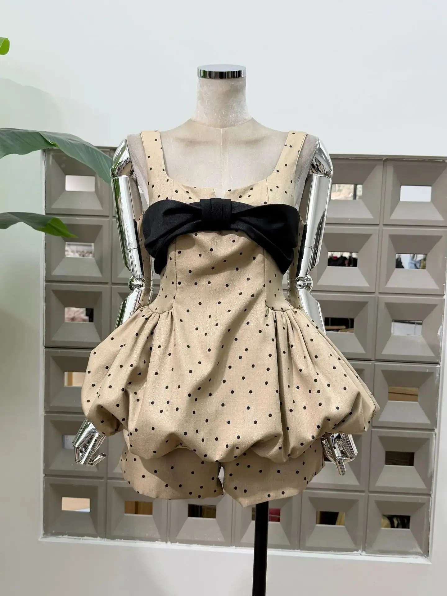 

Women's Two-Piece Sexy Suspender Polka Dot Bow A-Line Suit Skirt Shorts Party Birthday Evening dress Nightclub Show Fashion Vest