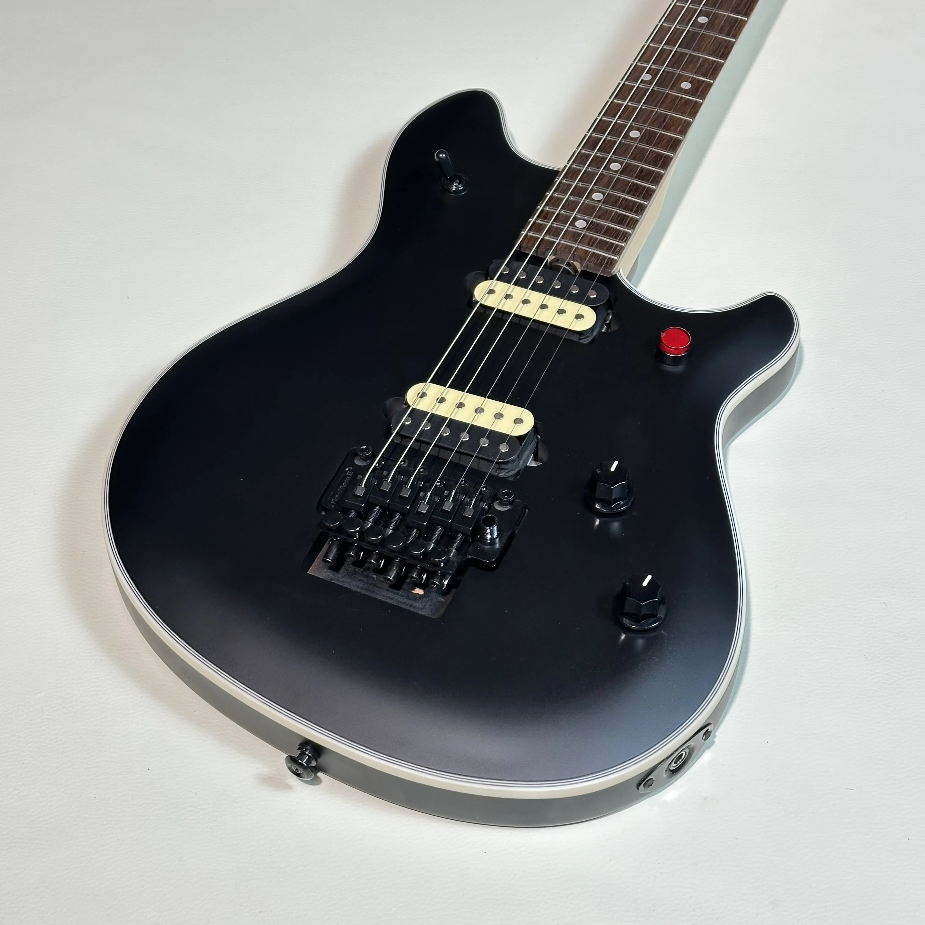 evh Wolfgang electric guitar, Matt black red kill switch