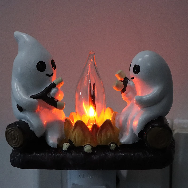 Ghost Campfire tremolante Nightlight 2024 fantasmi arrosti US Plug Wall Spooky Fire Marshmallow Night Light regali di Halloween