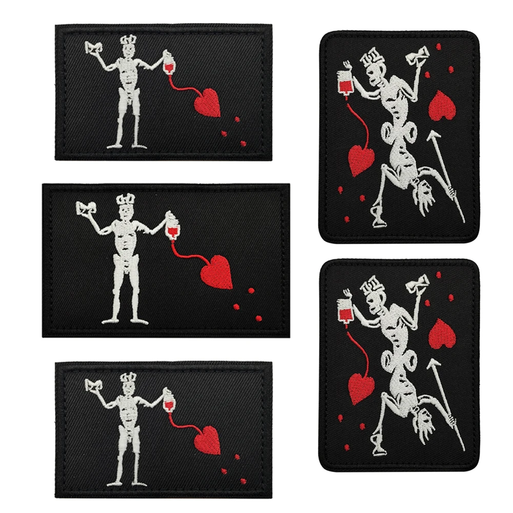 Edward Adding Blood Heart & Spear Tactical Embroidery Cloth Label Applique Black Funny Skull Patch For Uniform Shoulder Sticker