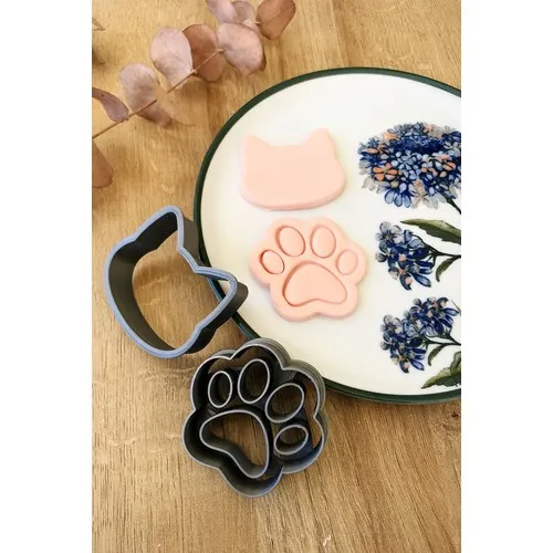 Cat Cookie Mould Set of Two Gray 5 x 6 Cm Free Shipping