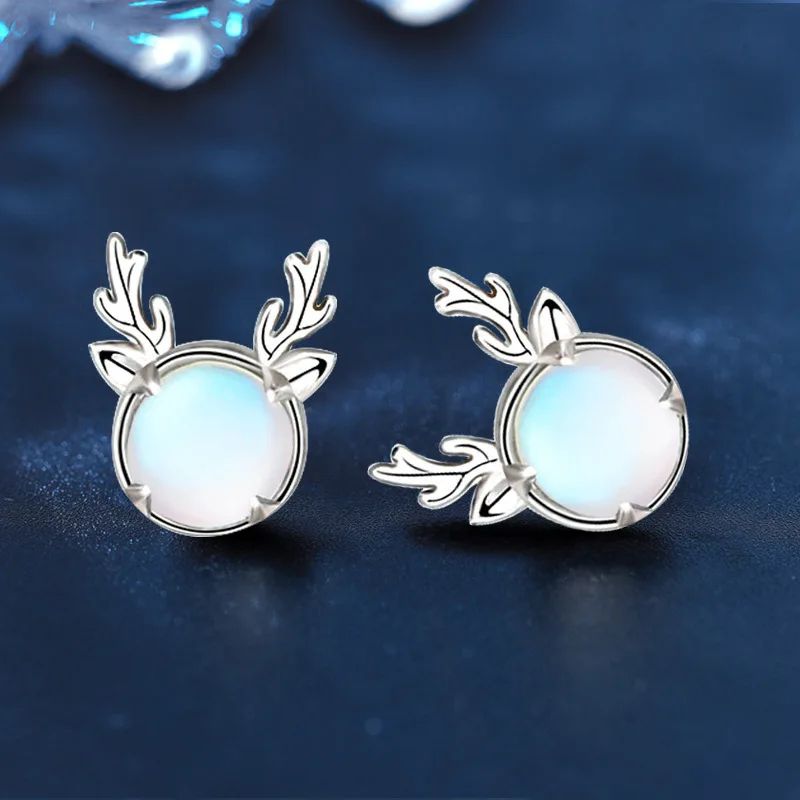 

Yilu has you 18K gold stud earrings Women's Christmas silver moonstone earrings cute little fresh earrings