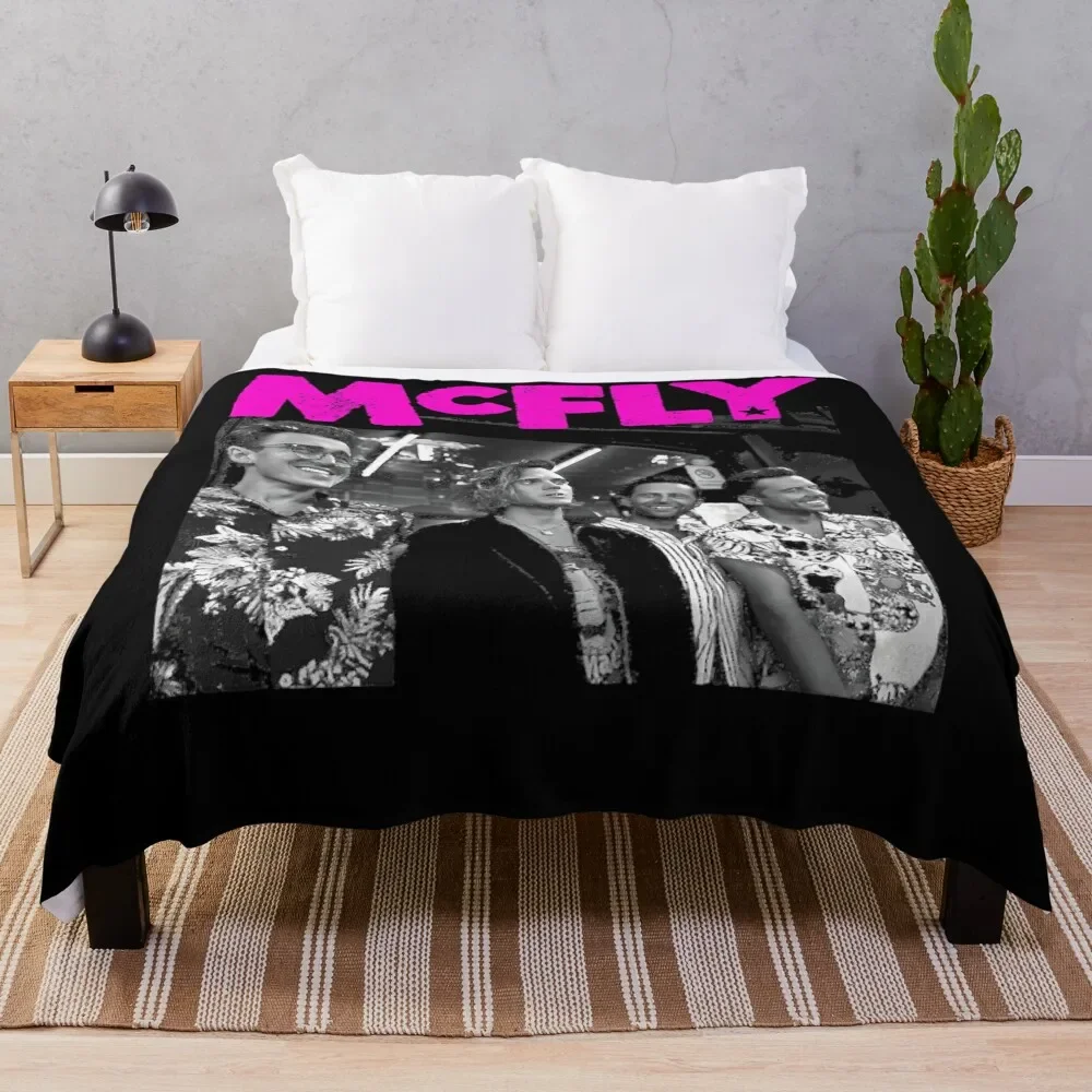 

MCFLY Essential Throw Blanket Soft Cozy Blanket for Pet Kids Adults
