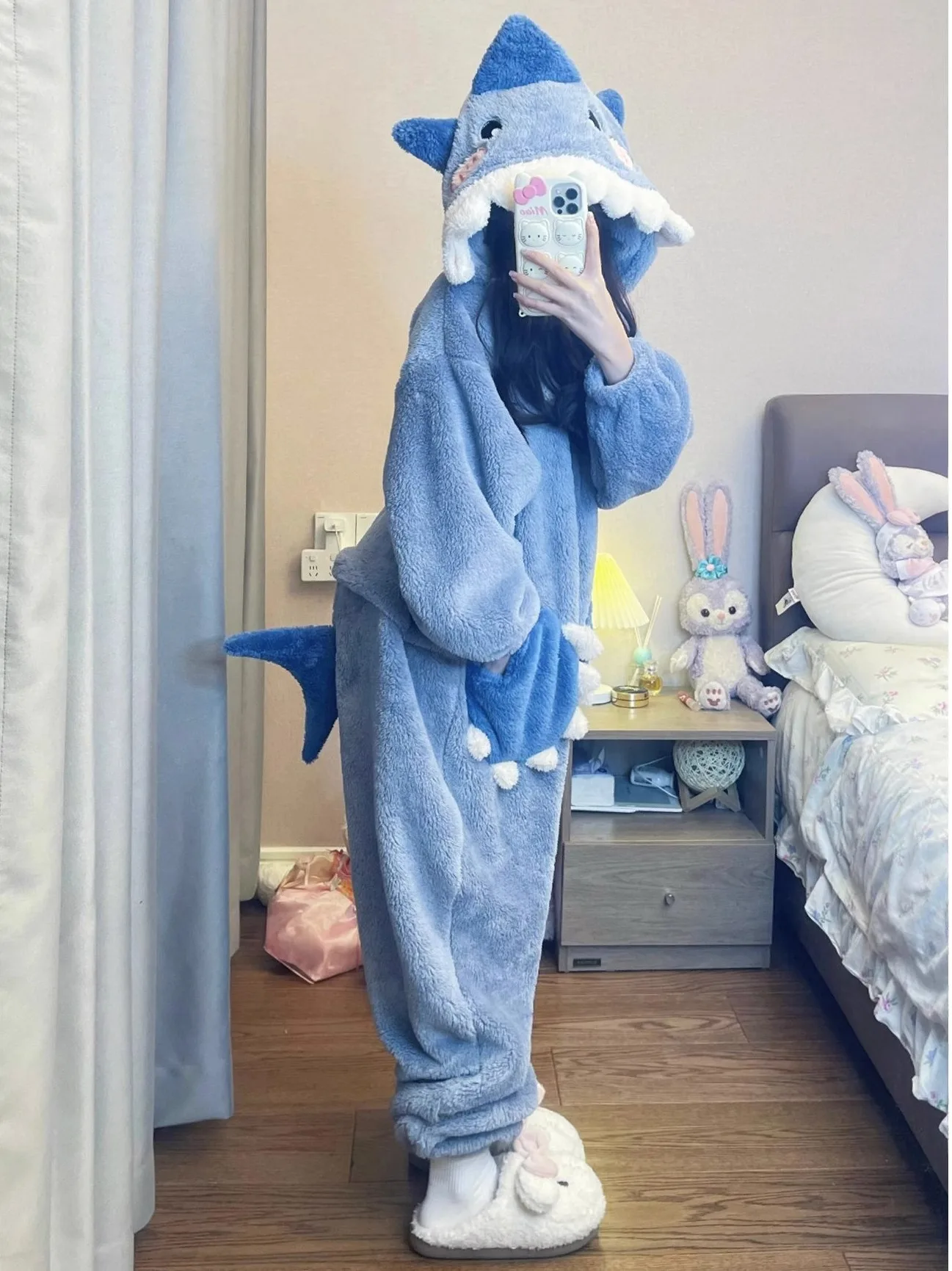 Ins Winter Cute Shark Hooded Coral Velvet Pajamas Homewear Women Padded Thickened Warm Clothes Homewear One-Piece Pajamas